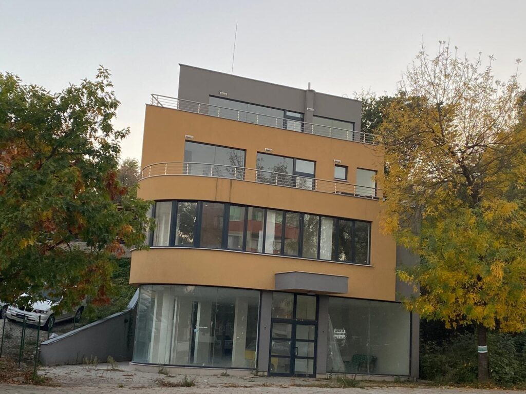 listing